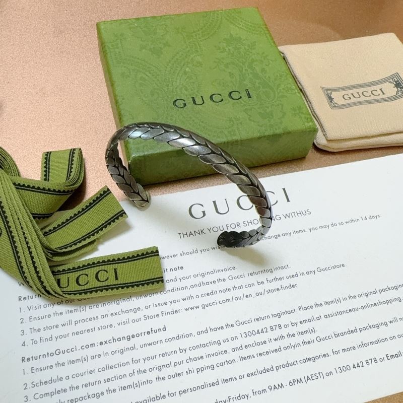 Gvc*1 bracelets